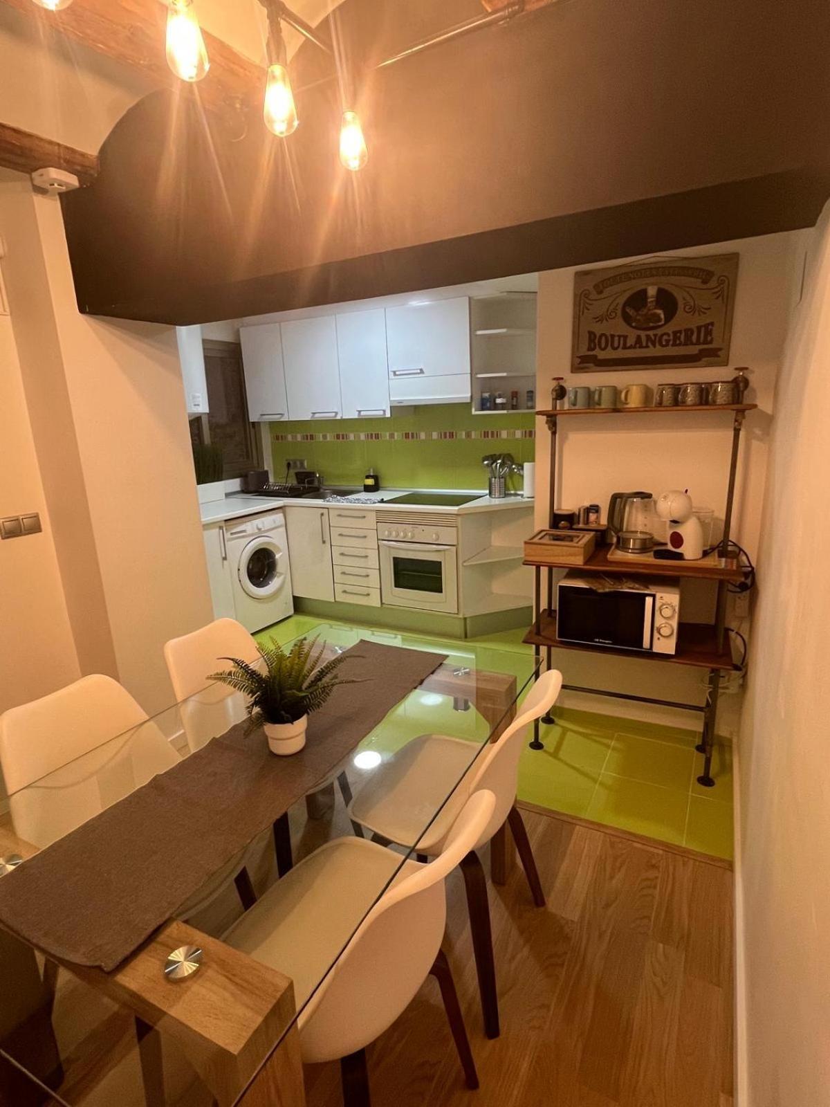 Apartamentos El Olivo Валенсия Екстериор снимка